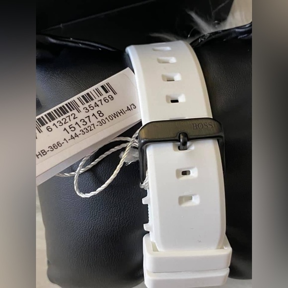 HB1513718 - Hugo Boss Men’s Velocity Black Watch - Picture 11 of 11